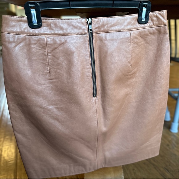 Mason Leather mini skirt.  This skirt is buttery soft and has a bit of stretch. - Picture 8 of 8